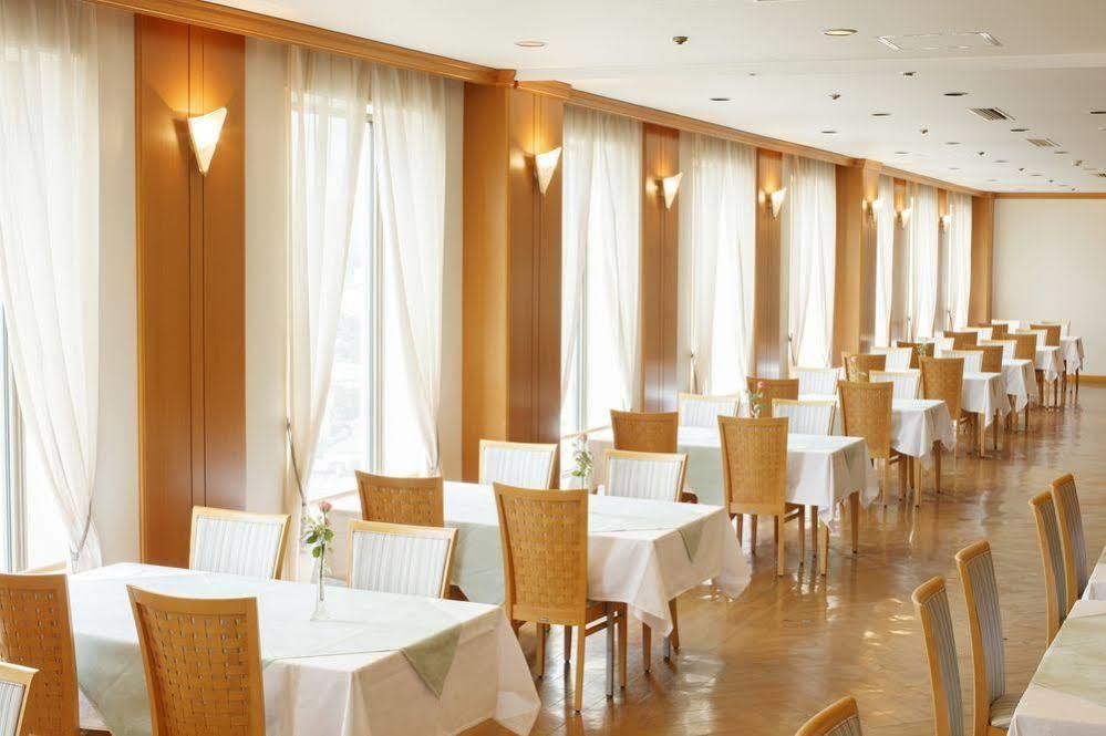 Hotel Crown Palais Shuhoku Odate Exteriör bild